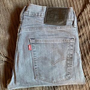 Levi jeans